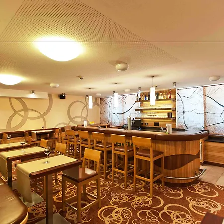 Bildungsblick Otel Kirchseeon